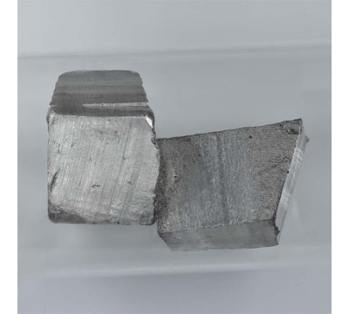 Литий металлический марки ЛЭ-1, ЛЭ-2 в Мозыре