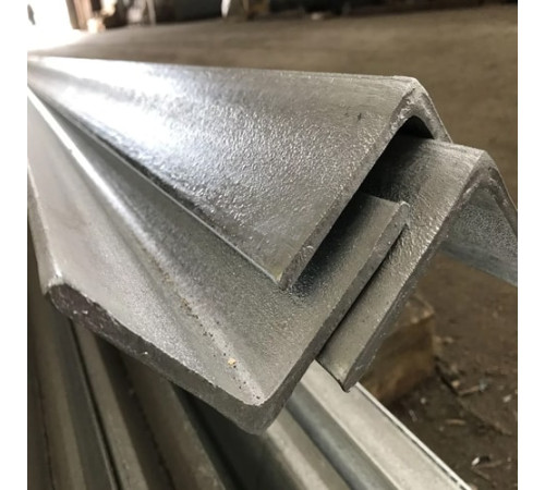 Оцинкованные уголки в Мозыре от Спецметаллстрой